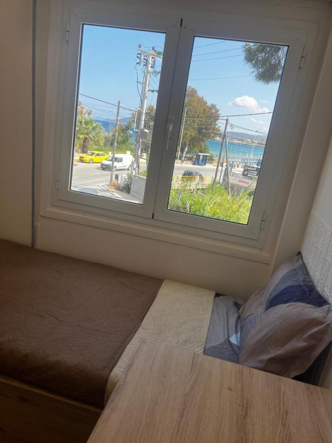 一线海景房seaview Apartment Loútsa Exterior foto